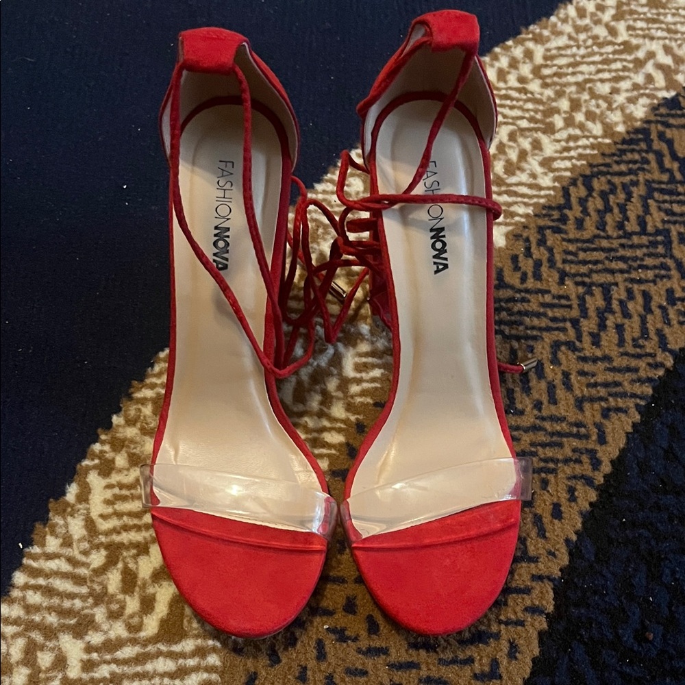 Sexy Red pumps